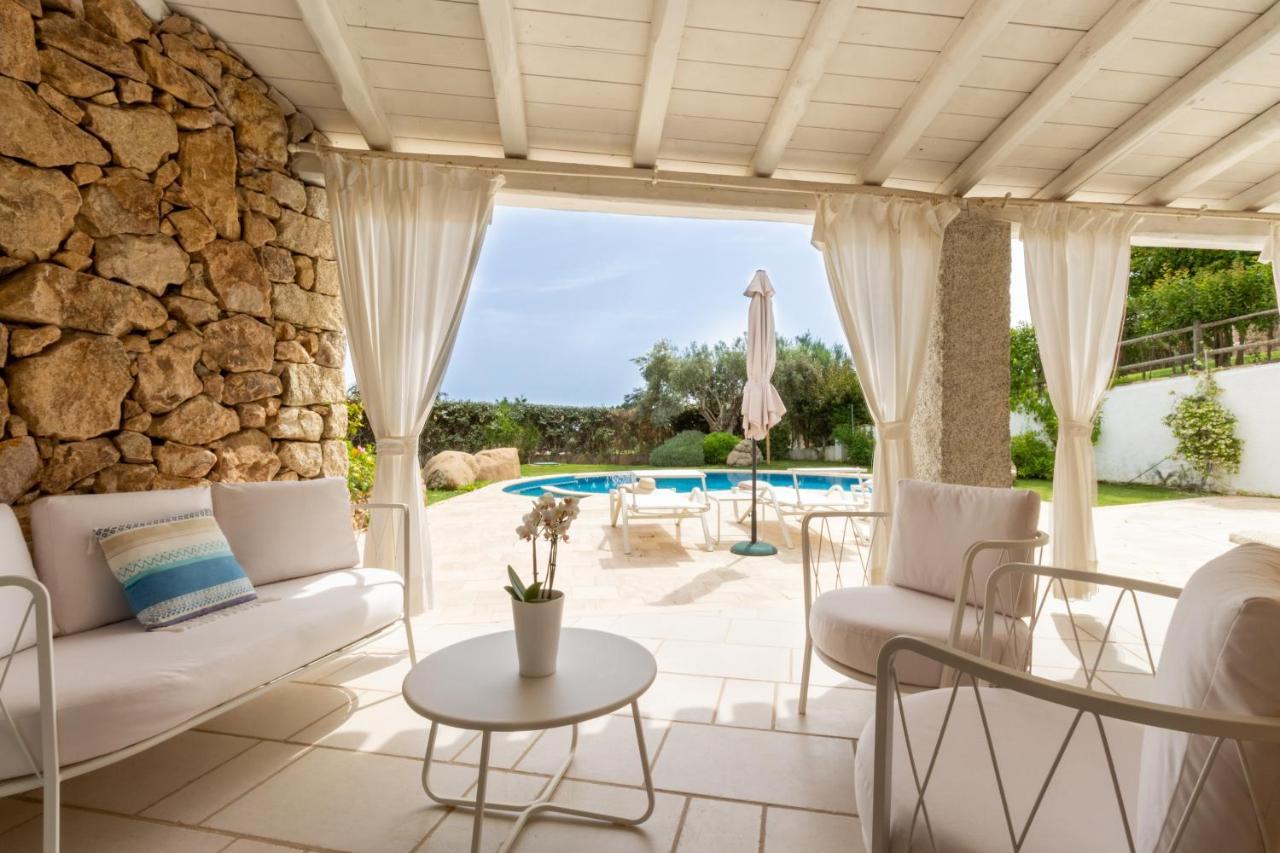 Villa Ginestra Con Piscina E Giardino Privato A 500 Mt Dal Mare Castiadas Kültér fotó